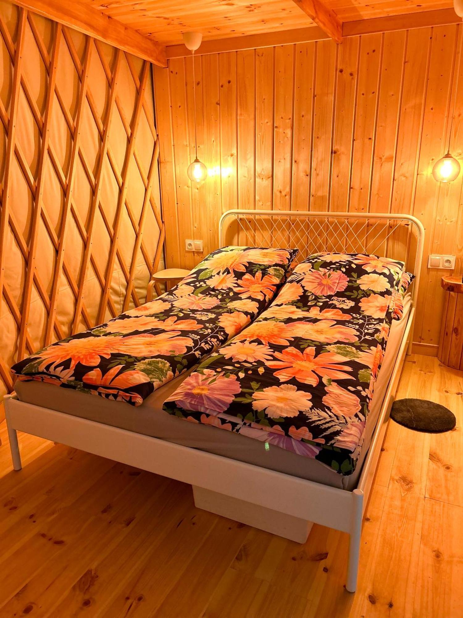 Forglamp Hotell Bydgoszcz Eksteriør bilde